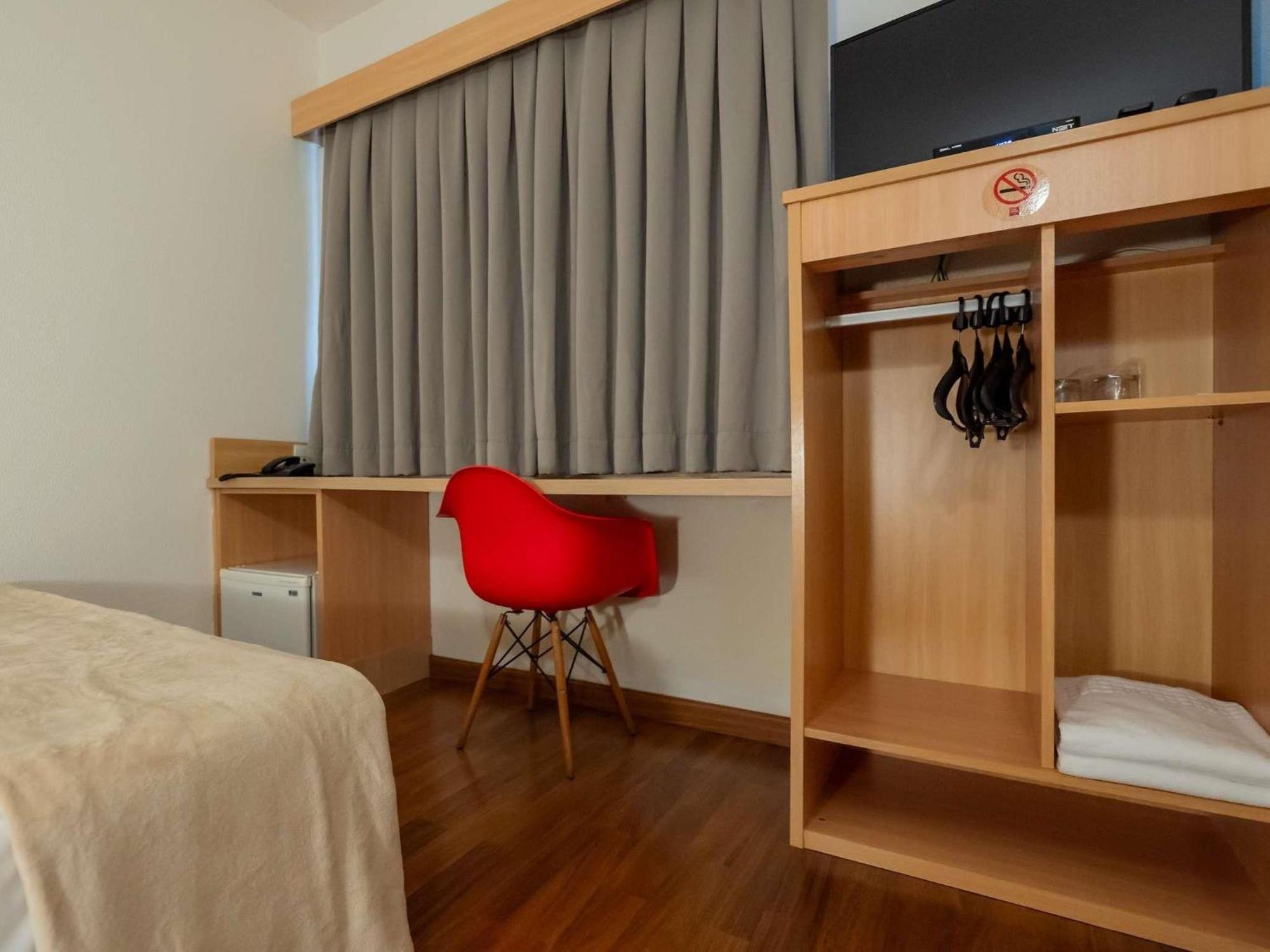 Ibis Florianopolis — Photos 1